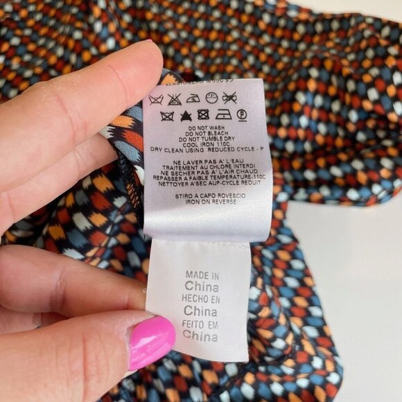 See By Chloe Womens 100% Silk Geometric Blouse Multicolor 6 3/4 Sleeve Pleated - Picture 6 of 7